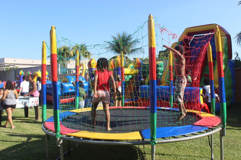 Cama Elástica - locação de brinquedos em são roque